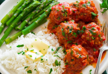 Turkey Meatballs in Marinara Sauce with Jasmine Rice and Cheesy Almond Brussel Sprouts