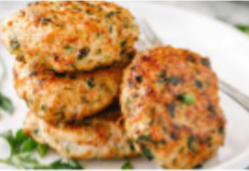 Peruvian Turkey Burger Salad with Peruvian Green Sauce