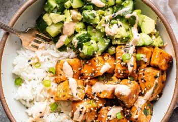 Spicy Mayo Salmon Bowl with Rice, Edamame, and Cucumbers