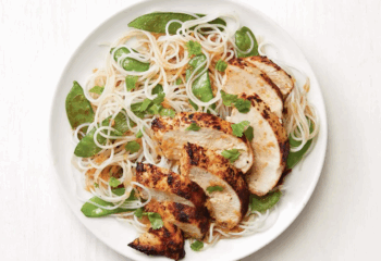 Ginger Scallion Chicken & Rice Noodles