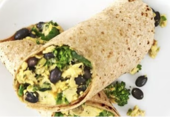 Spinach & Turkey Bacon Breakfast Burrito Spinach & Turkey Bacon Breakfast Burrito